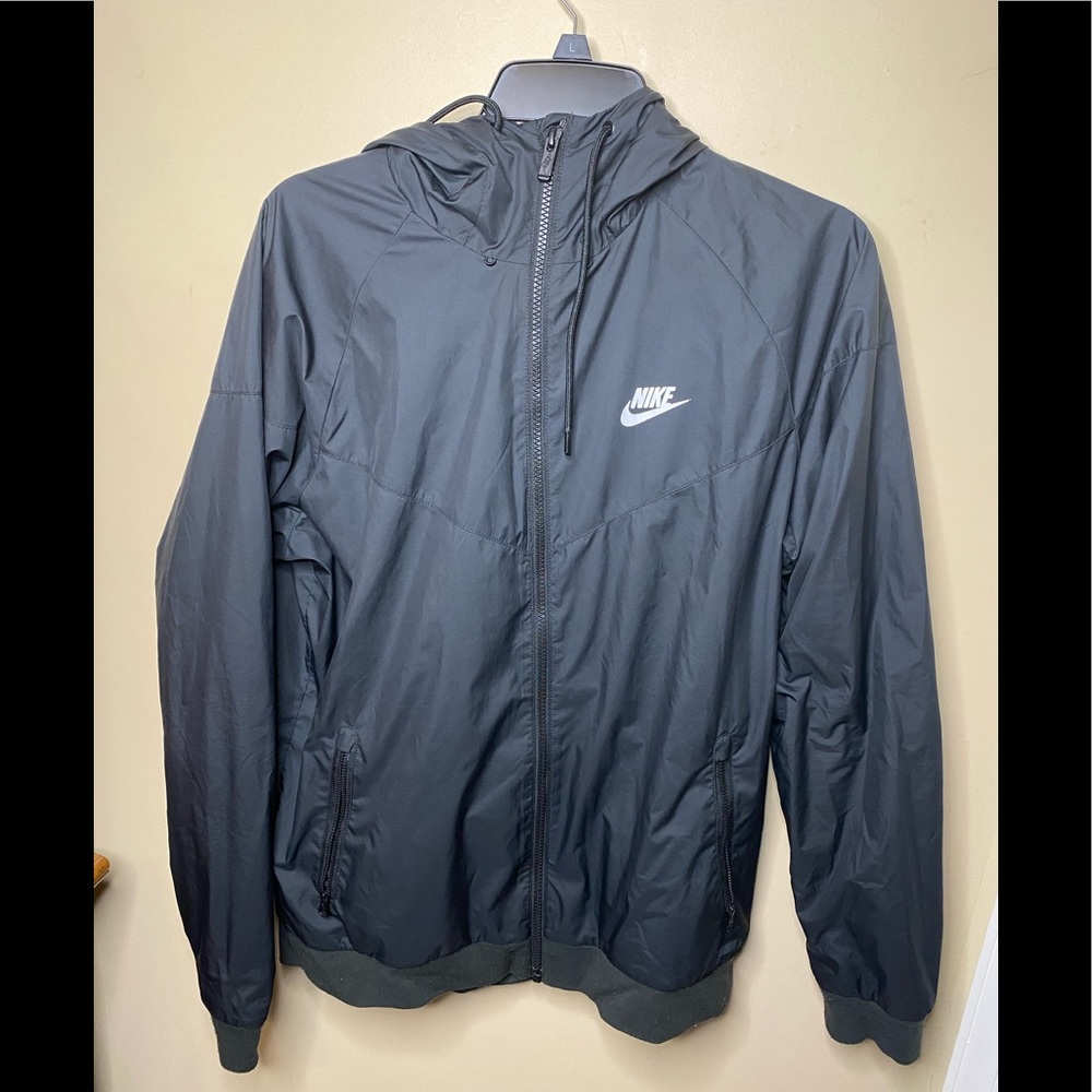 Nike windbreaker